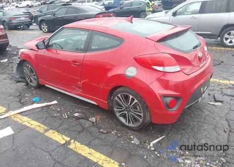 2016 Hyundai Veloster Turbo z USA, uszkodzony, nr VIN KMHTC6AE3GU267648